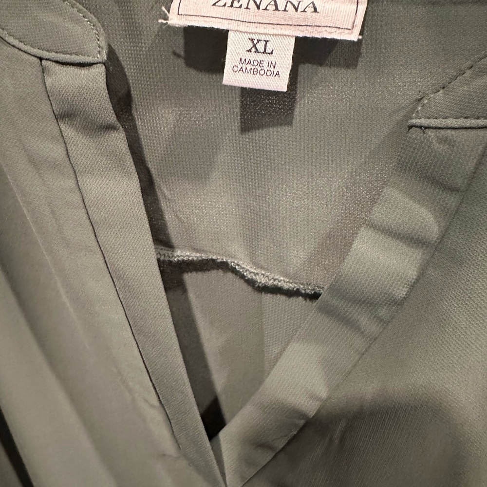 Zenana olive green blouse BNWOT